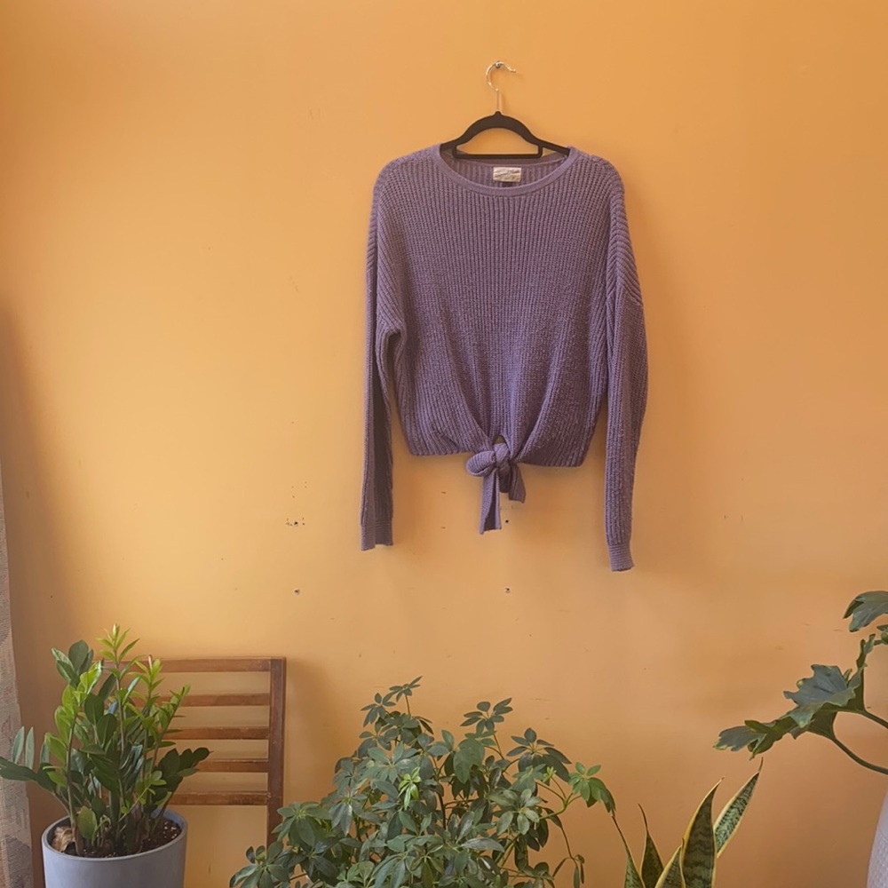 Small Universal Thread purple tie sweater
